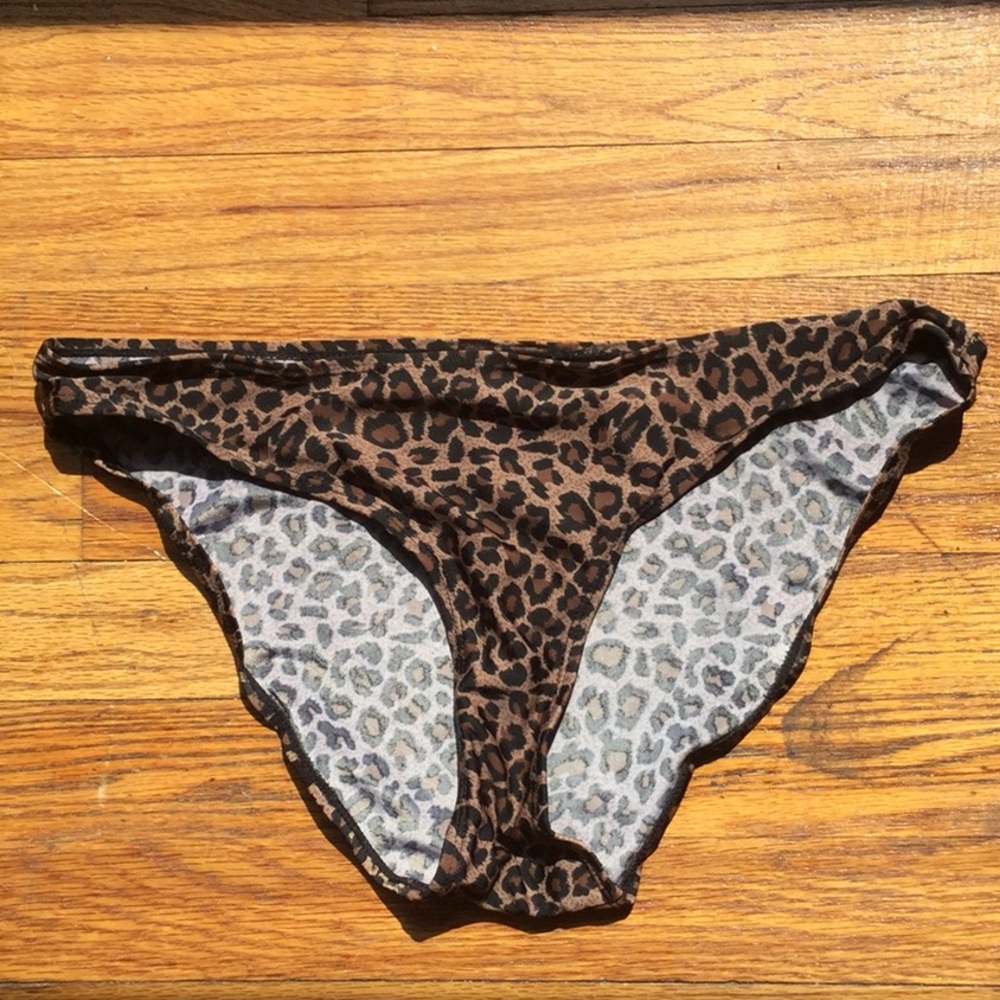 Bikini bottoms